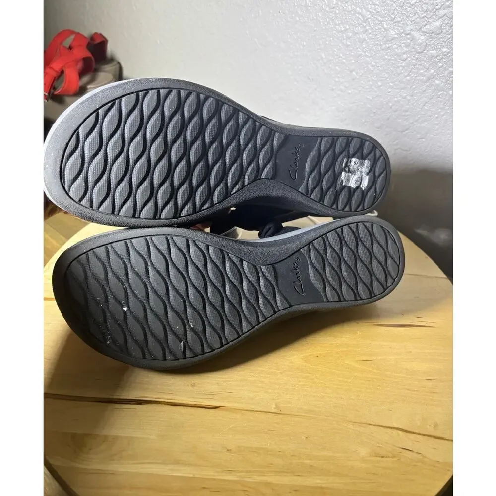 Clarks Cloudsteppers Black Textile Upper Sandals size 11 M NWOT